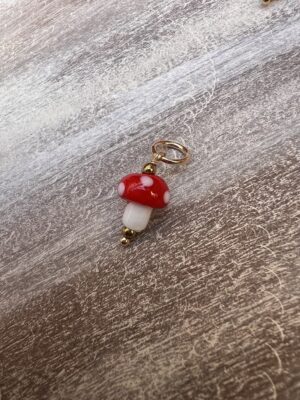 Pingente cogumelo vermelho murano